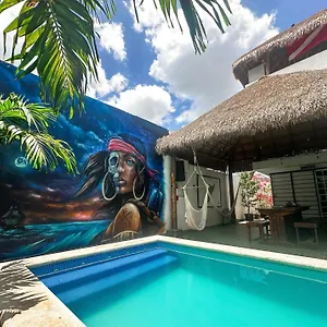 La Perle Noire - Dive Inn